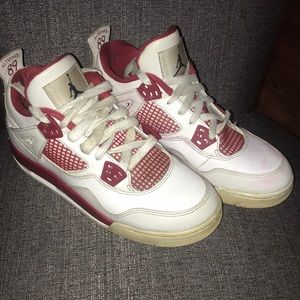 Jordan 4 “Alternate 89”